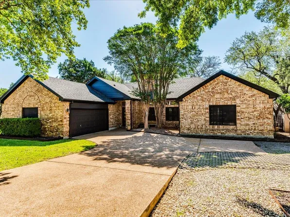 107 Copperleaf Rd, Lakeway, TX 78734