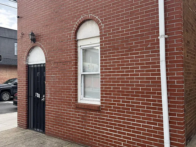 2268 E Clearfield St #1 — Photo 1