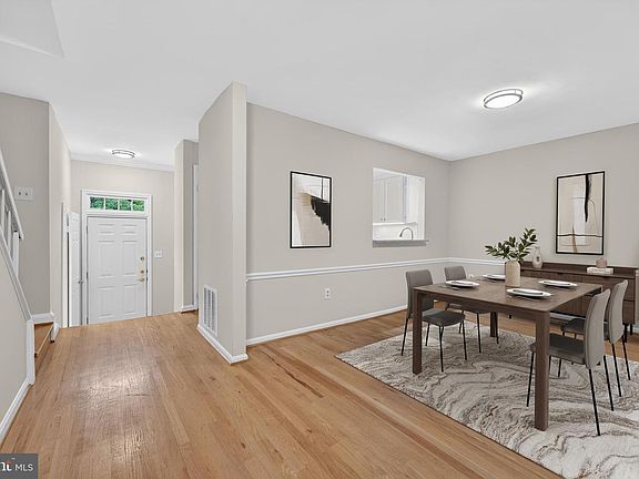 4th image of 7503 Amesbury Ct