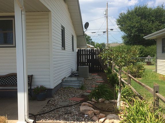 5th image of 1303 Felten Dr