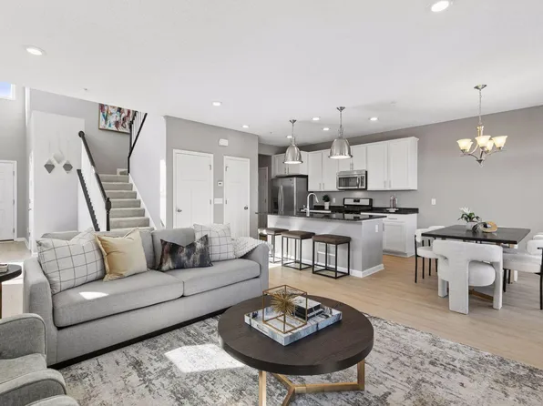 6998 Archer Trl, Inver Grove Heights, MN 55077