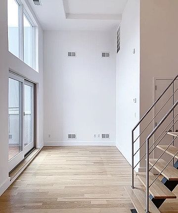 2nd image of 94 Meserole St APT 4B