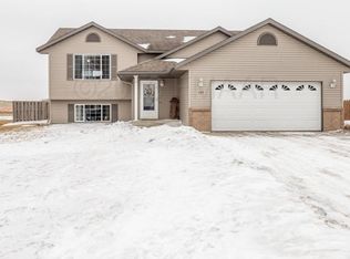 105 14th St SW, Glyndon, MN 56547