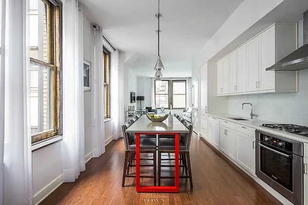 Rented by Town Residential | media 28