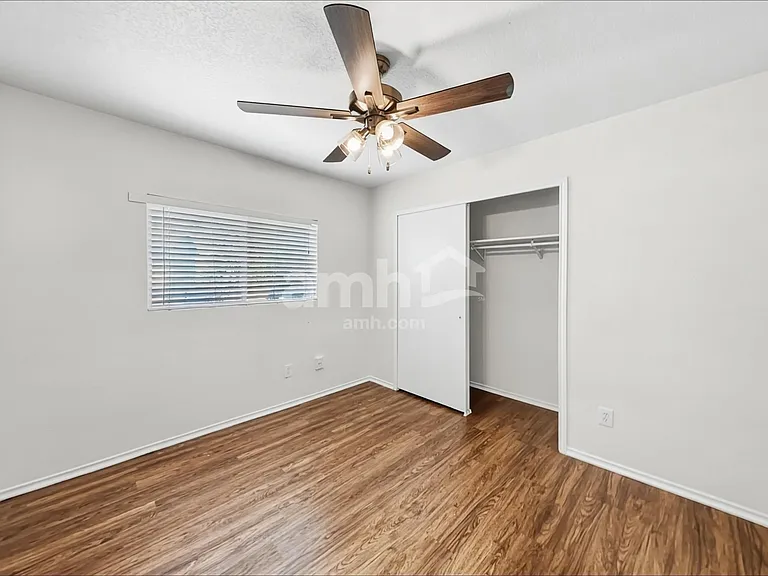 10055 Sungate Park — Photo 16