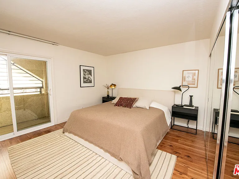 608 Idaho Ave #6 — Photo 9