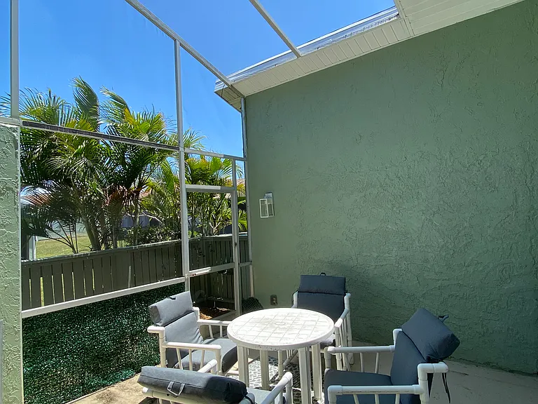 1781 SE Linpark Ct — Photo 11