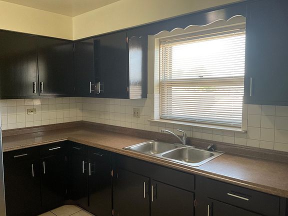 3rd image of 304 S 25th Ave #2