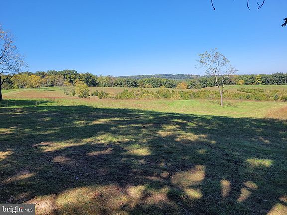 2nd image of 815 Henderson Holw