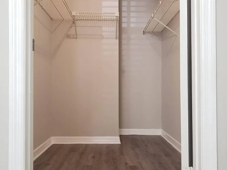 Madison Oaks Apartment Homes — Photo 17