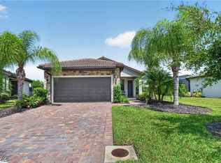 12056 Westmoreland Way, Fort Myers, FL 33913