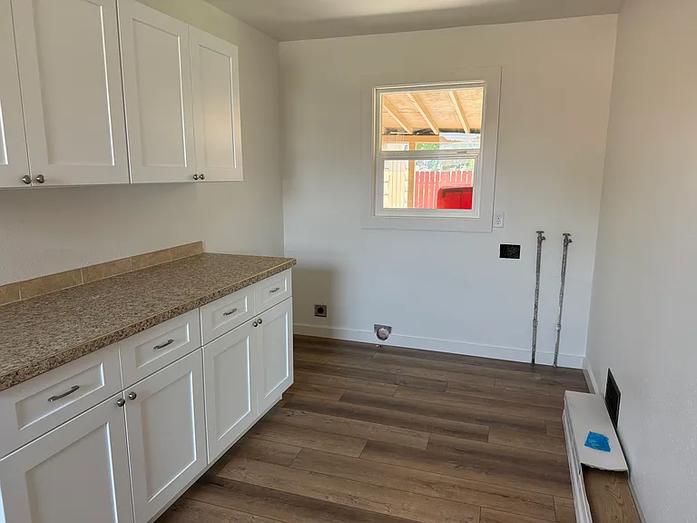 809 Mountain View Dr — Photo 16