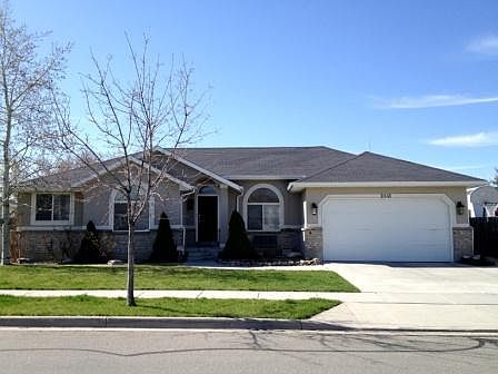 1st image of 1041 W Ropcke Dr