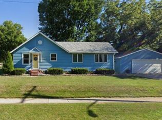 1606 Burnett Ave, Ames, IA 50010