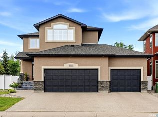 8025 Wascana Gardens CRESCENT, Regina, SK S4V 1G8