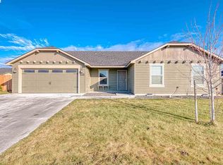6909 Selway Dr, Pasco, WA 99301