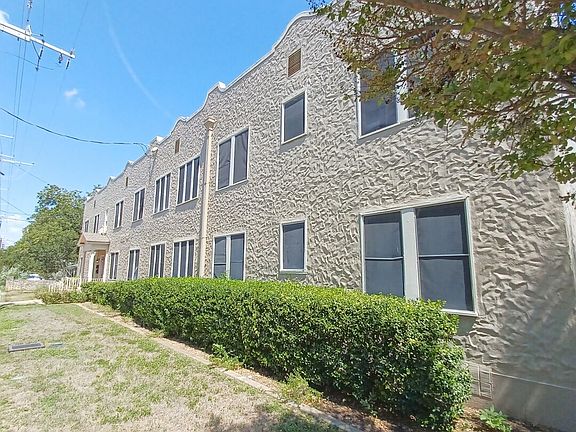 2nd image of 127 W MAGNOLIA AVE