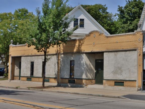 3rd image of 1005 Portland Ave