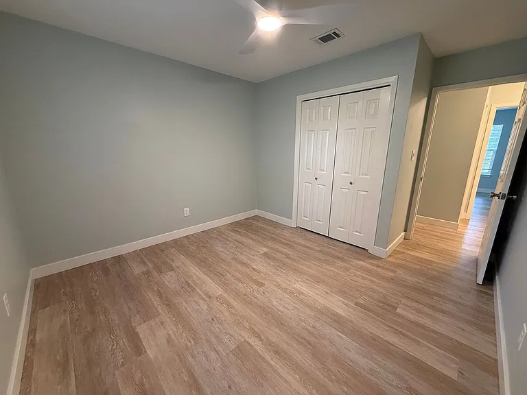 420 Dolphin St — Photo 17