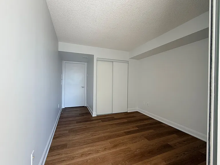 2191 Yonge St #1208 — Photo 23