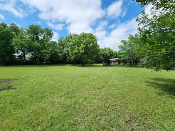 1314 E 69th St N, Wichita, KS 67219