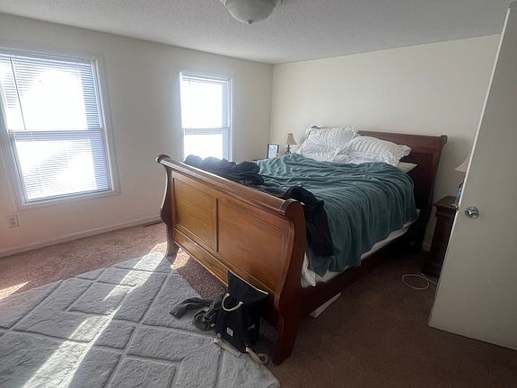 5th image of 837 Maggard St
