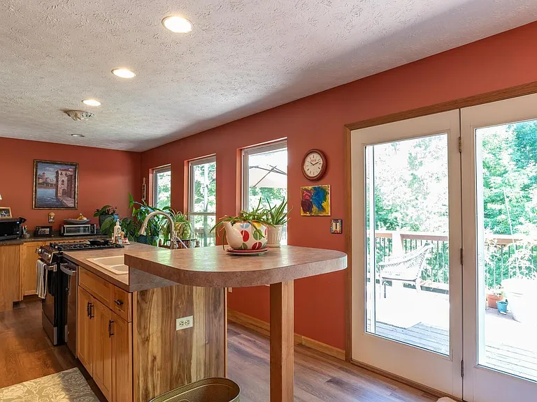 1106 W Countryside Ln — Photo 12