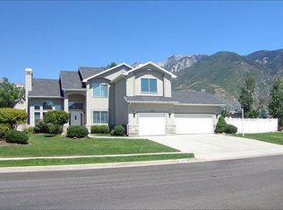 12247 S Bluff View Dr, Sandy, UT 84092