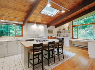 1720 Baptist Church Rd, Yorktown Heights, NY 10598
