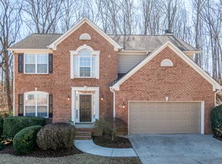 270 Beckenham Walk Dr, Dacula, GA 30019