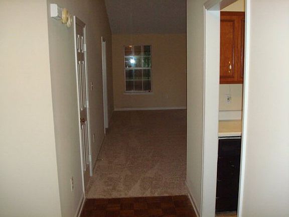 2nd image of 140 Apalachee Dr