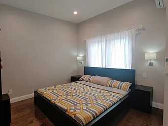 Rented by Bond New York