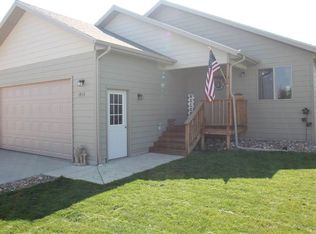 1913 Absaroka St, Spearfish, SD 57783