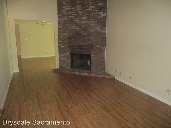 5th image of 5963 Moss Creek Cir