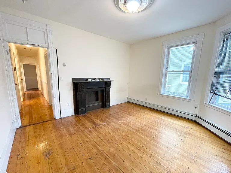 1 Folsom Ave #1F — Photo 2