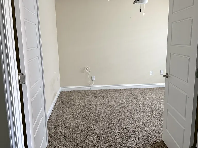 5049 Quarter Deck St — Photo 5