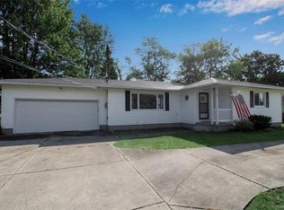 1095 New Rd, Amherst, NY 14228