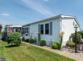 227 Greyfield Dr, Lancaster, PA