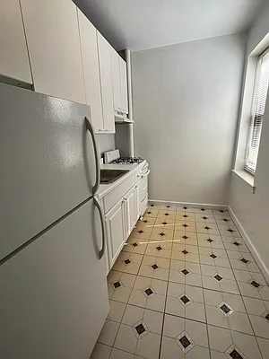 Rented by Queens Apartments Realty LLC | media 2