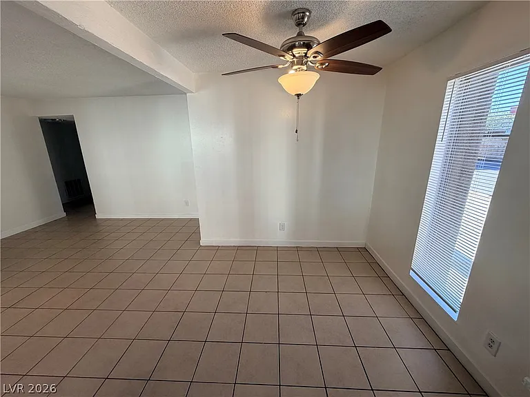 1405 Vegas Valley Dr #193 — Photo 8
