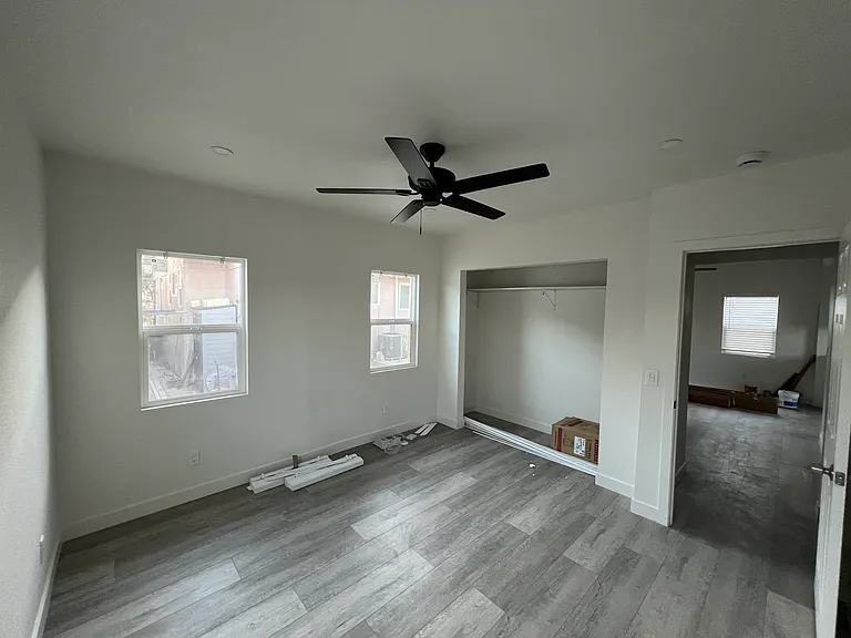 3249 E 2nd St — Photo 2