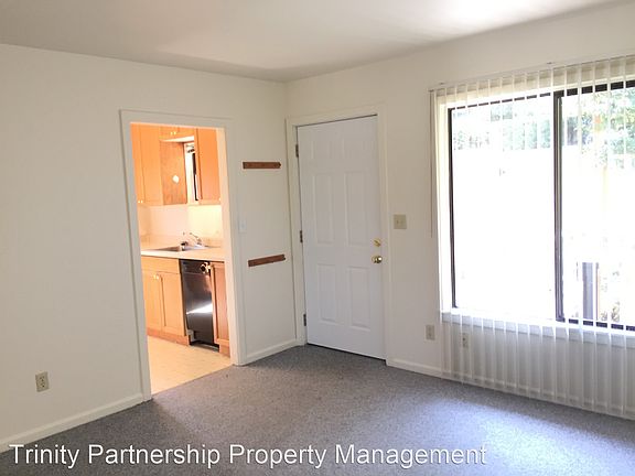 5th image of 4740 Ravenna Ave NE #8875765