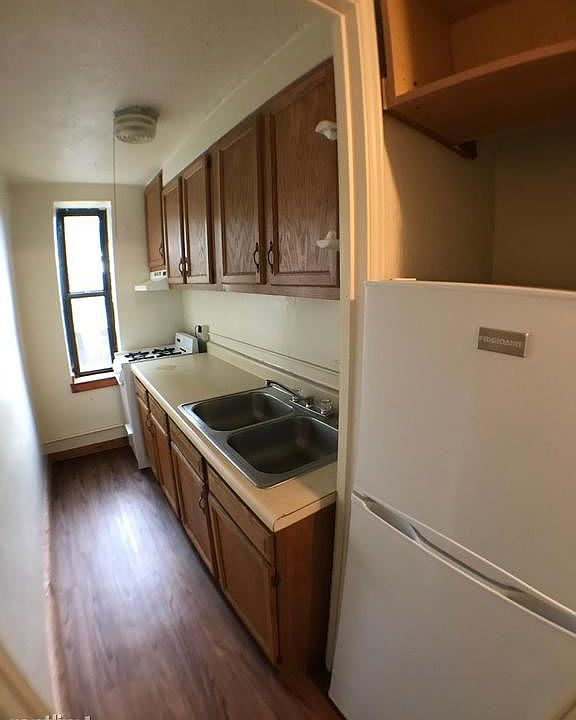 1st image of 3310 Brownsville Rd APT 29