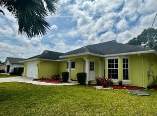 1658 SW Import Dr, Port Saint Lucie, FL 34953