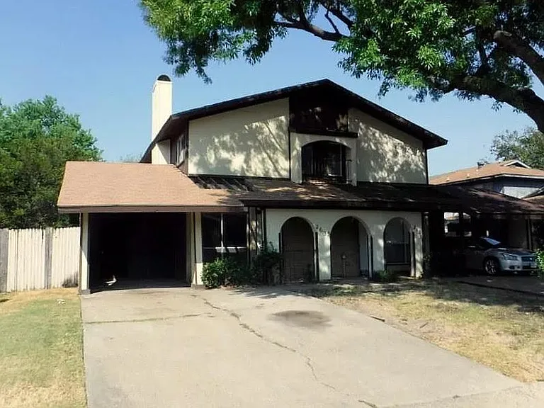 2635 Nina Cir — Photo 1