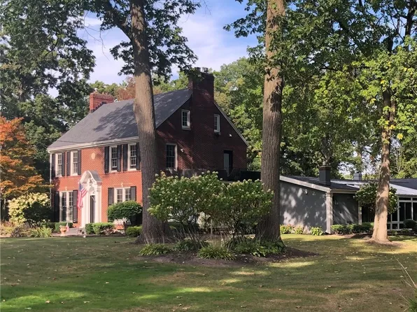 5079 Forest Rd, Lewiston, NY 14092