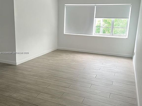 4th image of 221 Meridian Ave APT 309