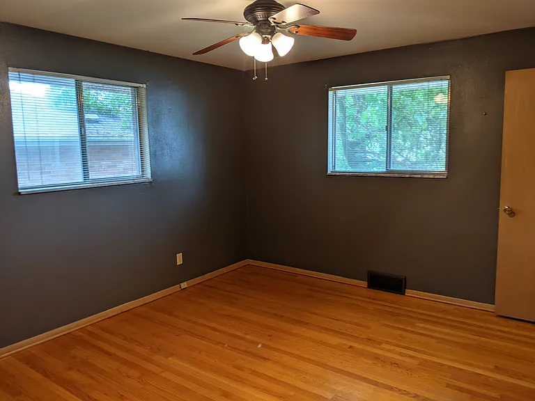 6343 Mackenzie Ct — Photo 9