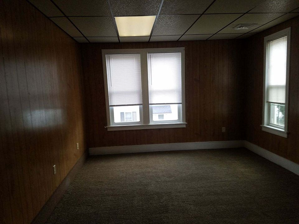 2nd image of 138 West St