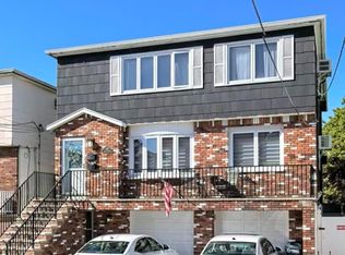 136 North St FLOOR 2, Bayonne, NJ 07002